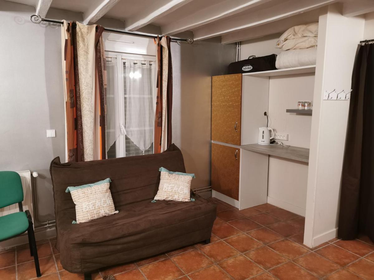 Petit Havre De Tranquillite Apartment Loudun Exterior photo